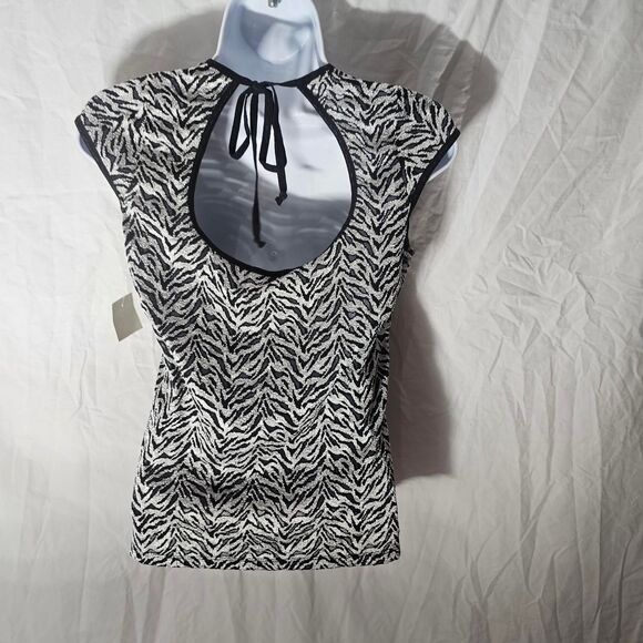 Vintage y2k deadstock micro mesh lace keyhole back form fit top - Picture 3 of 5